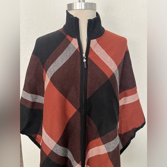 RACHEL ZOE Zip Fringe Poncho Brown Plaid SIZE S/M - Picture 2 of 6